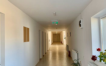 reclama fatada magazin alimentar